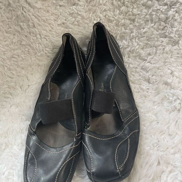Auditions leather black Mary Jane slip on flats stitching accent size 12W - Picture 3 of 6